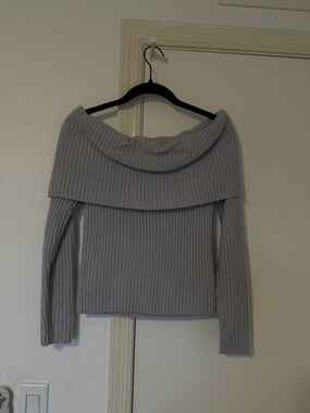 Aritzia Wilfred Off-Shoulder Ribbed Sweater